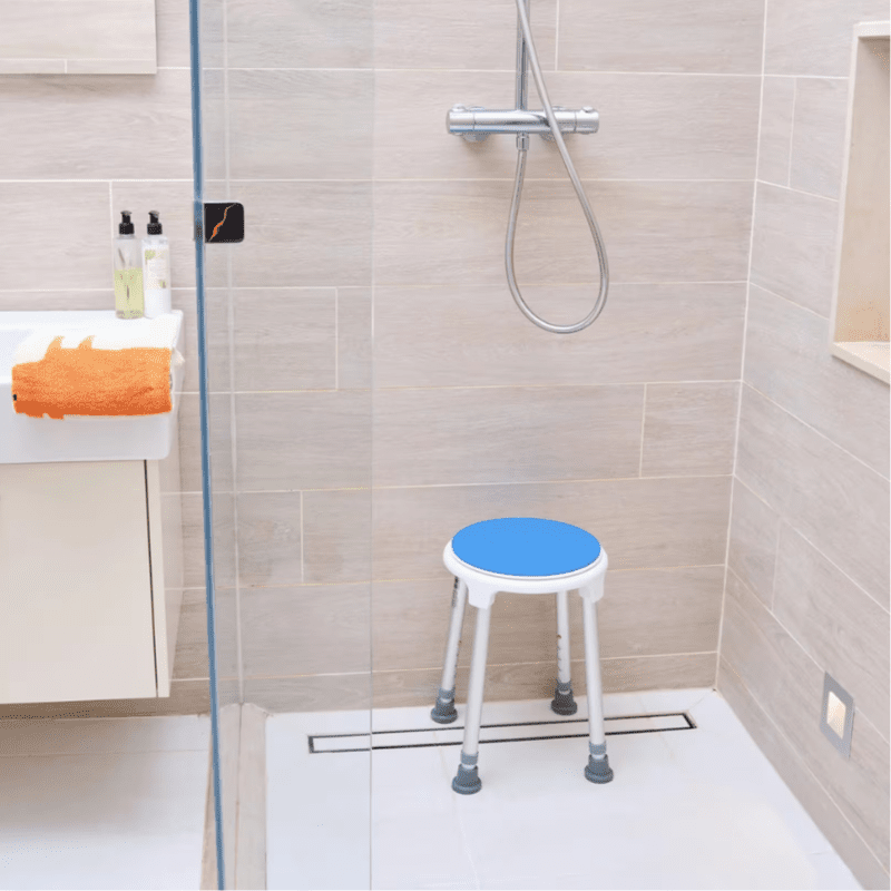 Badetaburet med drejeskive