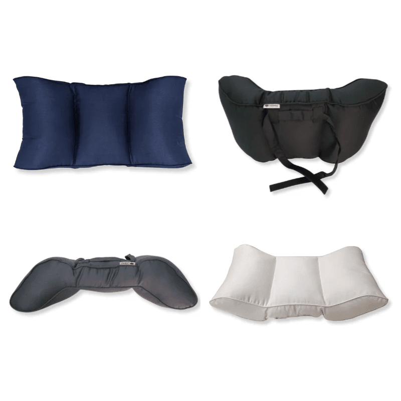 Quatre coussins de soutien différents en bleu, noir, gris et beige clair, montrant les variations de couleur et de forme