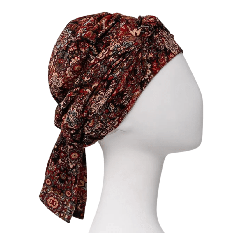 Turban Juvela à motif floral sur mannequin, vue latérale sans bandeau