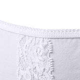 Inkontinens trusse med blonde