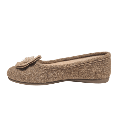 Chaussons femme Bella Moda beige en feutre de laine avec élastique à l'ouverture et fleur sur le bout
